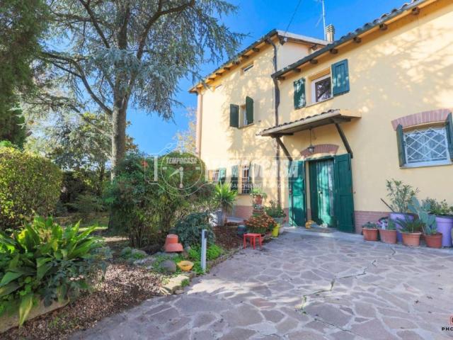 Villa Indipendente in vendita a Unione Terre d'Acqua, Anzola Dell'emilia