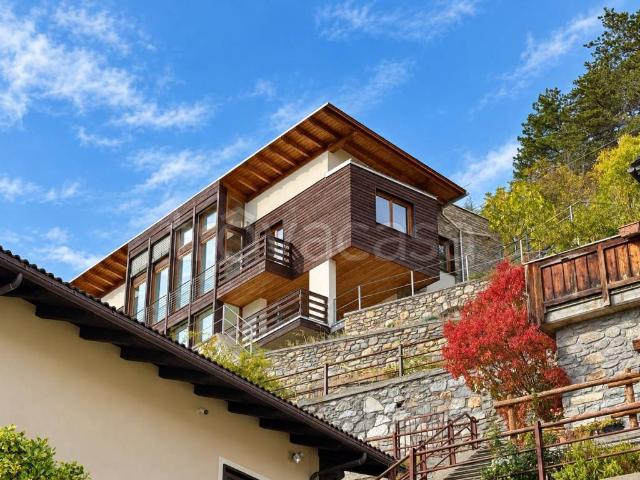 Villa Indipendente in vendita a Arpuilles, Aosta / Aoste