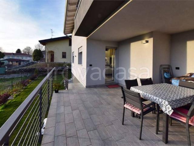 Villa Indipendente in vendita a Appiano Gentile, Lombardia