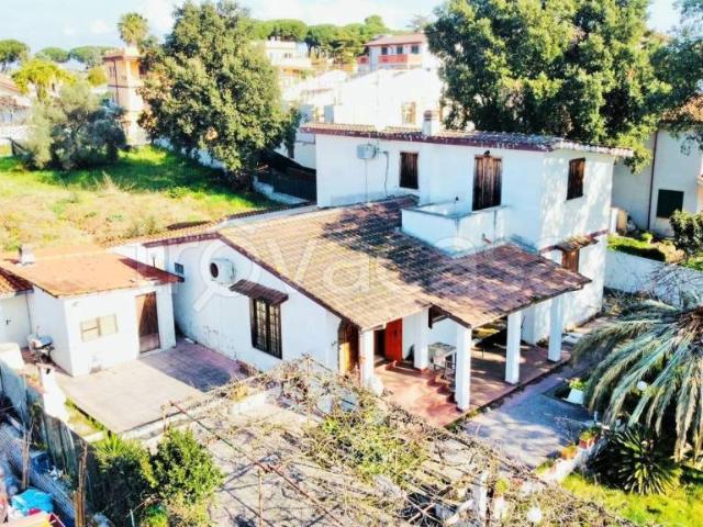 Villa Indipendente in vendita a La Cogna, Aprilia