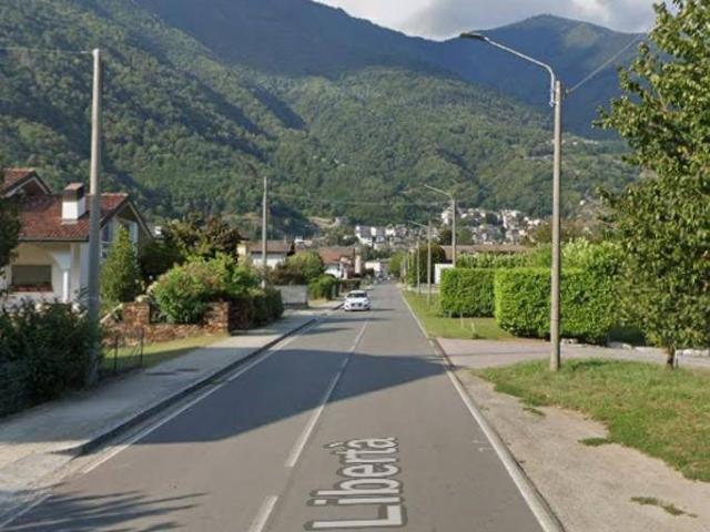Villa Indipendente in vendita a Ardenno, Lombardia