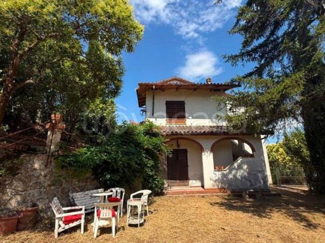 Villa Indipendente in vendita a Palazzo Del Pero, Toscana