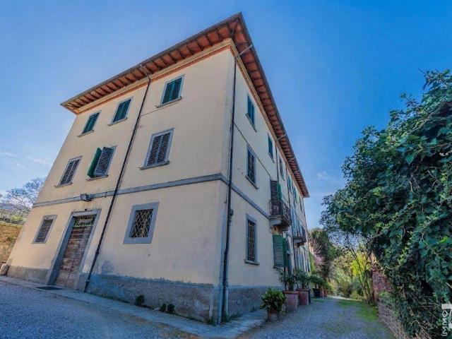 Villa Indipendente in vendita a Case Nuove di Ceciliano, Palazzo Del Pero