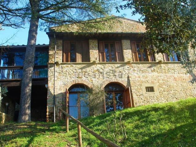 Villa Indipendente in vendita a La Pace, Arezzo