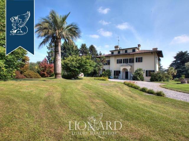 Villa Indipendente in vendita a Arosio, Lombardia