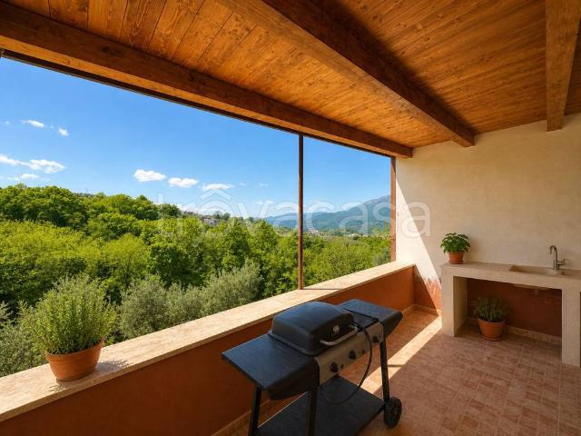 Villa Indipendente in vendita a Arpino, Lazio