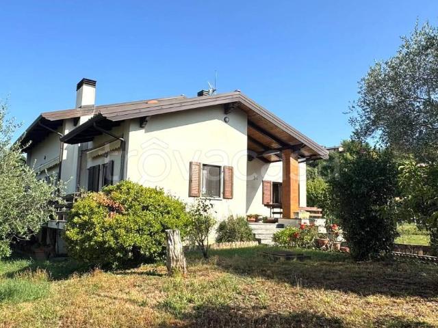 Villa Indipendente in vendita a Artegna, Friuli-Venezia Giulia