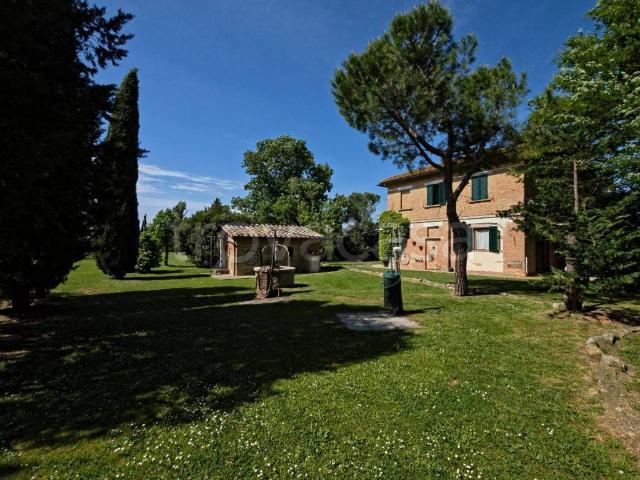 Villa Indipendente in vendita a Asciano, Toscana