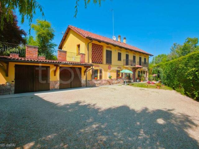 Villa Indipendente in vendita a Piemonte, Asti