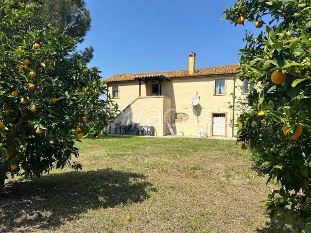 Villa Indipendente in vendita a Atri, Abruzzo