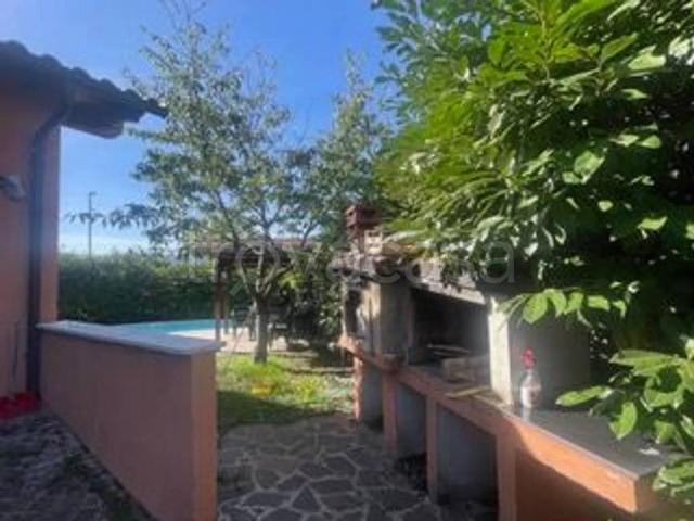 Villa Indipendente in vendita a Avezzano, Abruzzo