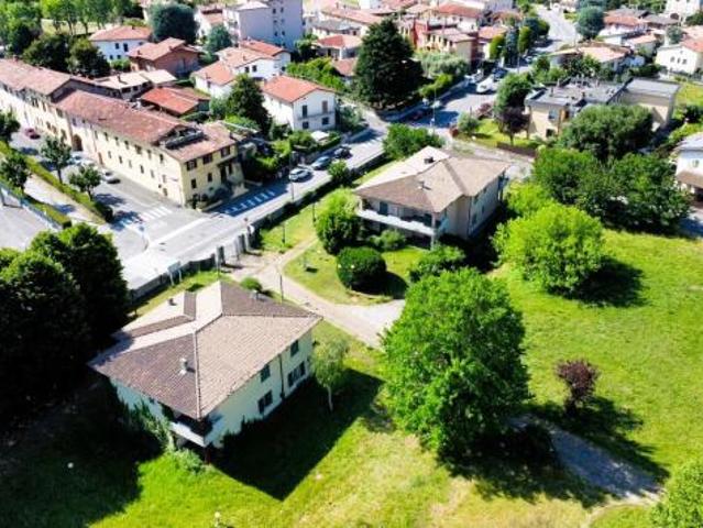 Appartamento in vendita a Villaggio Famiglia, Rovato