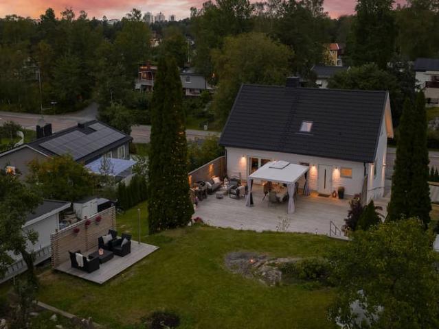 Villa till salu i Huddinge, Stockholm