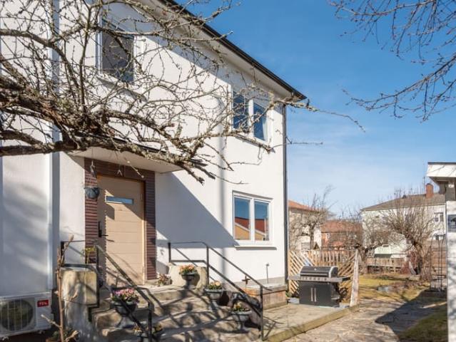 Villa till salu i Örebro