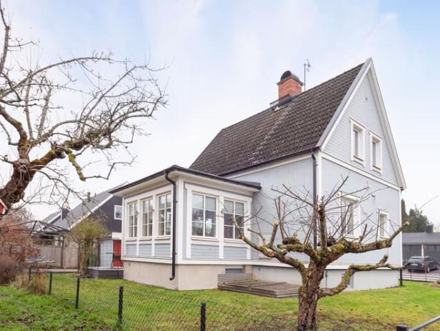 Villa till salu i Örebro