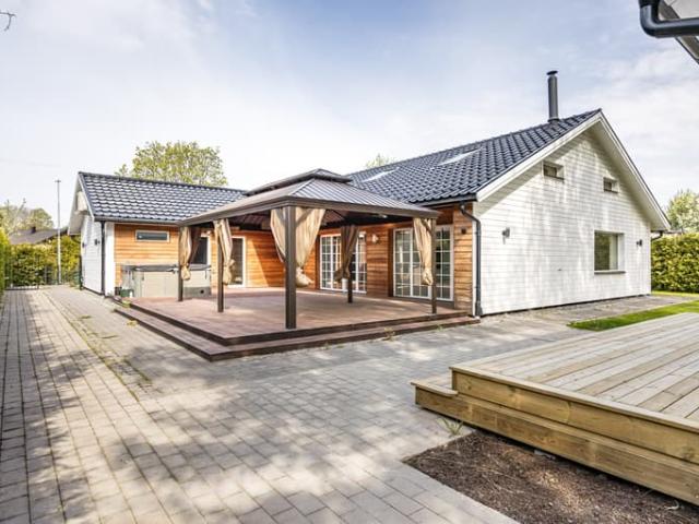 Villa till salu i Vallentuna, Stockholm