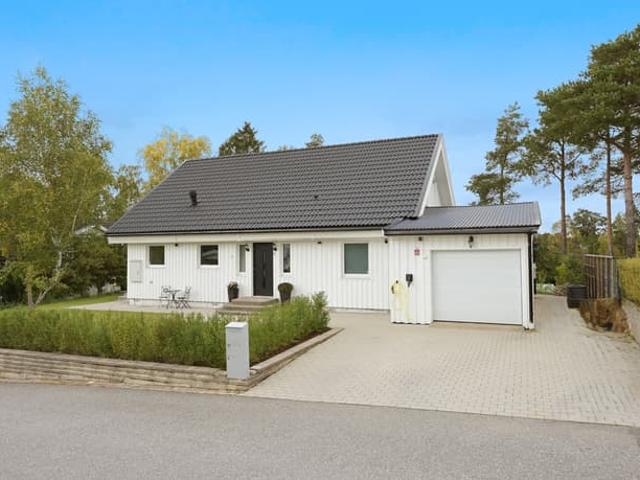 Villa till salu i Huddinge, Stockholm