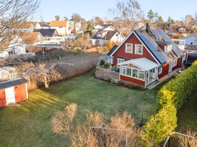 Villa till salu i Älvsjö, Botkyrka