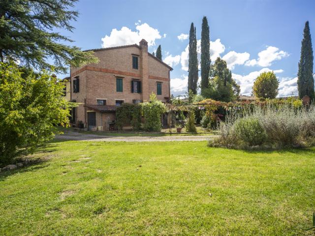 Casa in vendita a Sovicille, Toscana