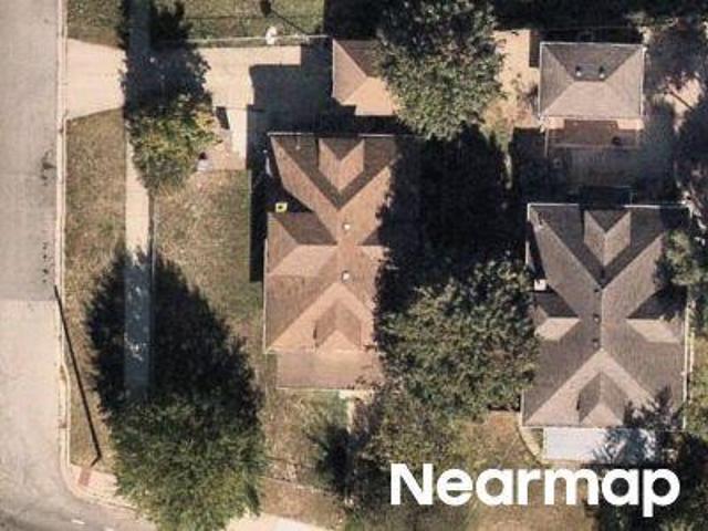 House for sale in Elgin