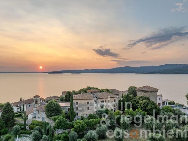 Casa in vendita a Magione, Umbria