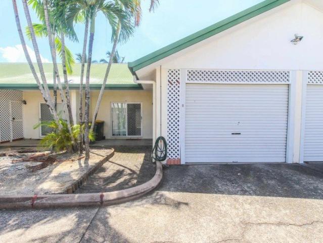 Apartment for rent in Mooroobool, Cairns