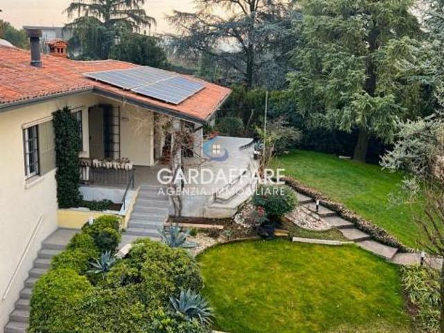 Villa Indipendente in vendita a Calcinato, Lombardia