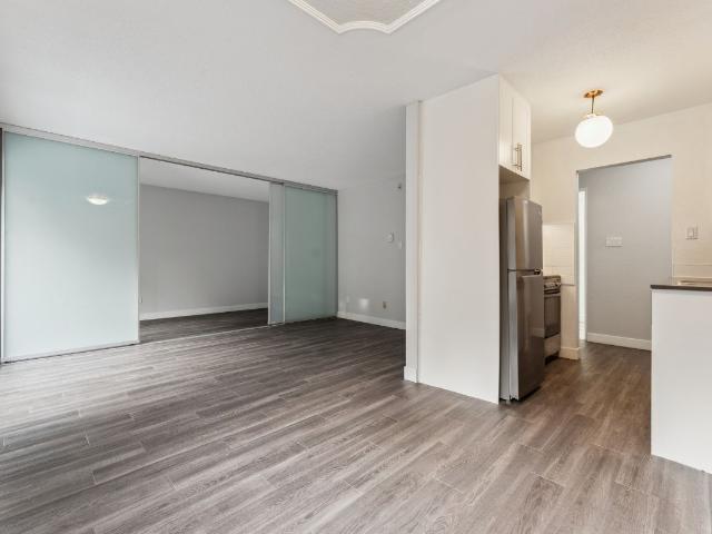 Apartment for rent in James Bay, Victoria