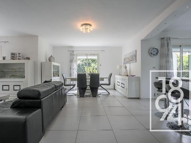 Villa vente à France métropolitaine, La Penne-sur-huveaune