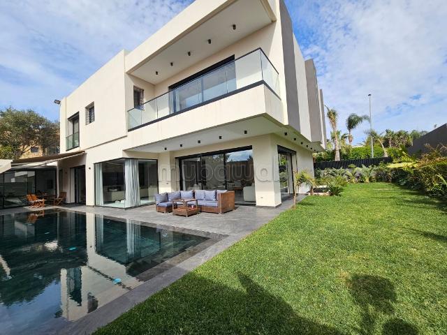 Villa vente à Anfa, Gharb-Chrarda-Beni Hssen