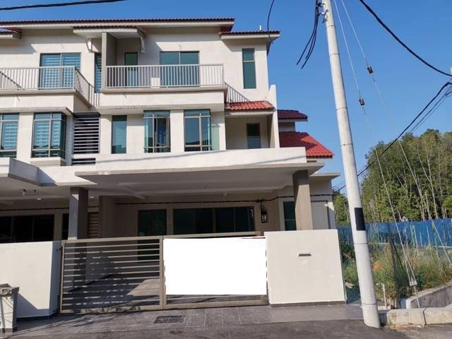 Bungalow for sale in Kuantan, Pahang