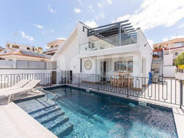 Chalet en venta en La Caldera, Adeje