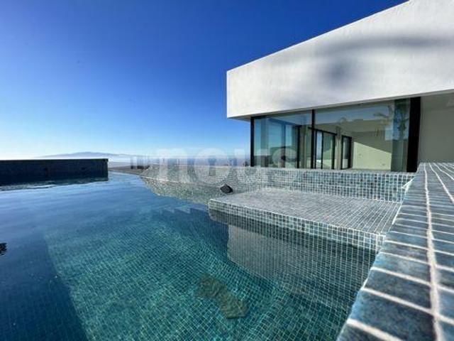 Chalet en venta en Guía de Isora, Canarias
