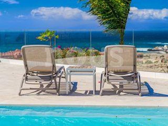 Chalet en venta en Costa Adeje, Adeje