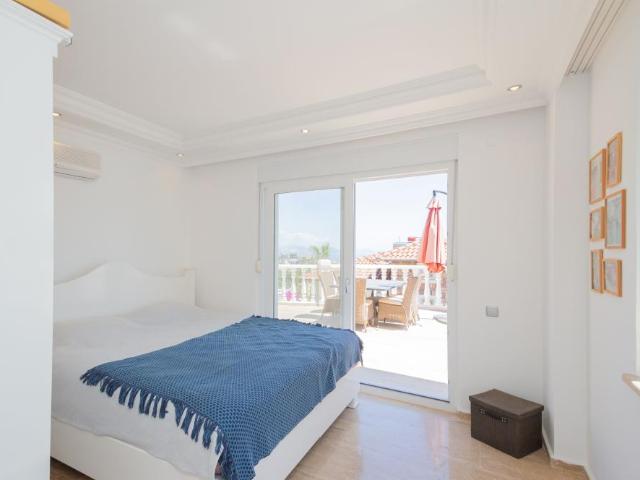 Antalya, Muratpaşa içerisinde satılık Villa