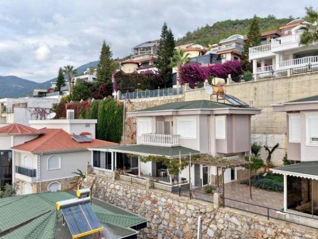 Antalya, Muratpaşa içerisinde satılık Villa
