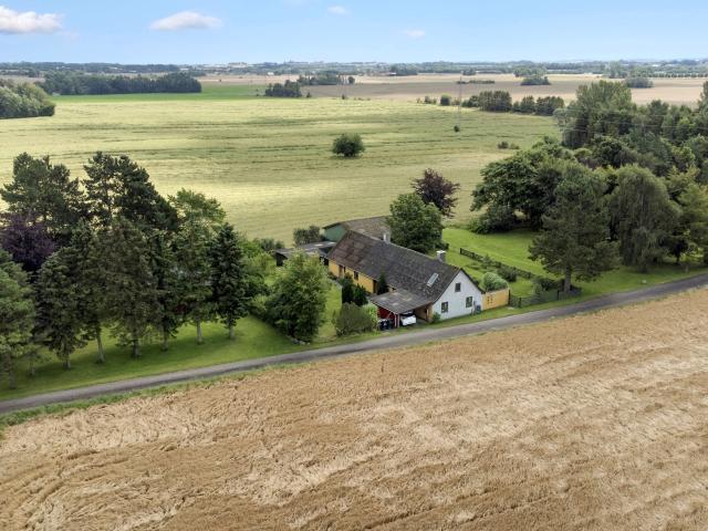 Landejendom til salg i Ringsted