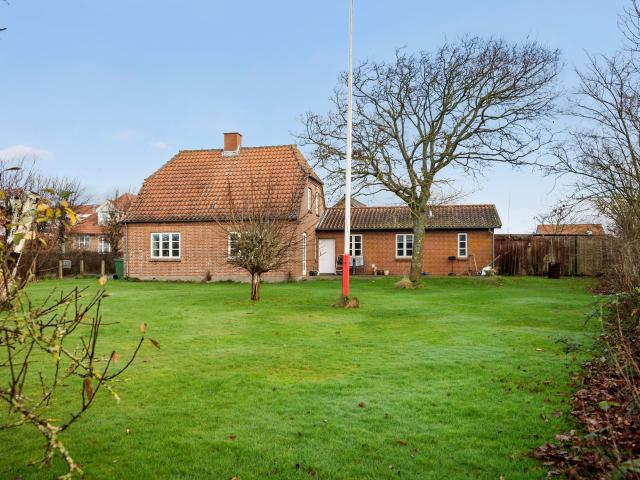 Landejendom til salg i Bøvlingbjerg, Århus
