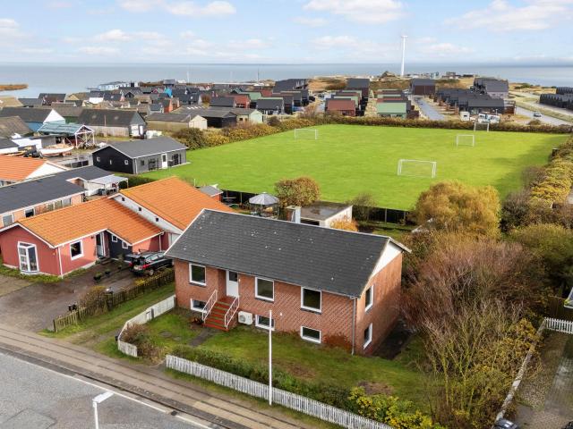 Ejendom til salg i Hvide Sande, Århus