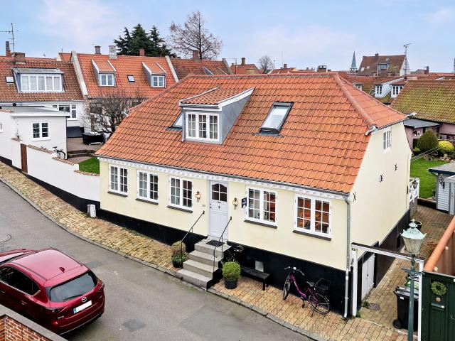 Villa til salg i Rønne, Brøndby