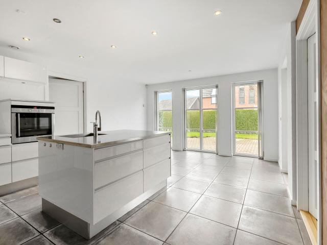 Ejendom til salg i Over Holluf, Odense