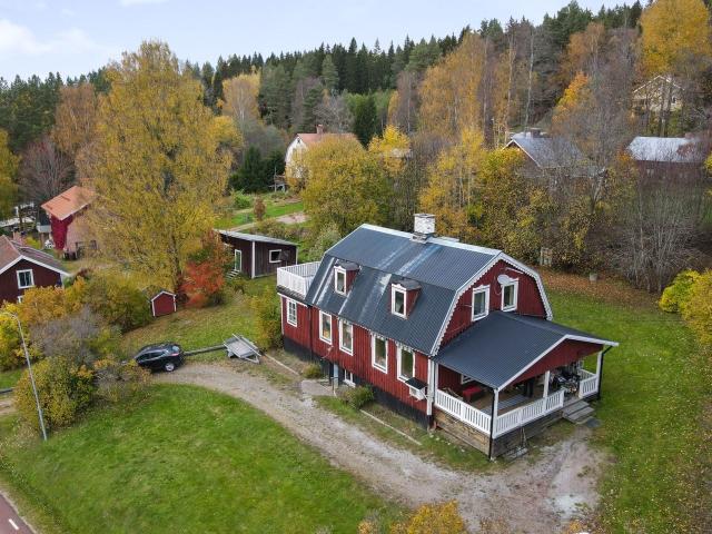 Villa till salu i Ängebo, Gävleborgs län