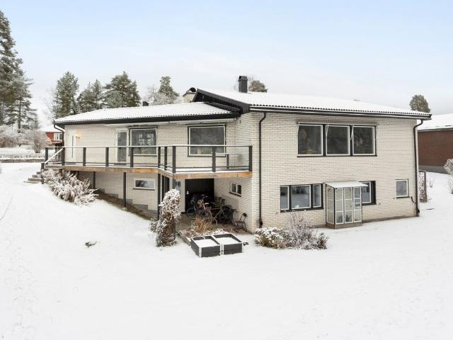 Villa till salu i Bollnäs, Gävleborg
