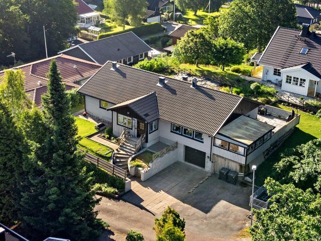 Villa till salu i Floda, Västra Götaland
