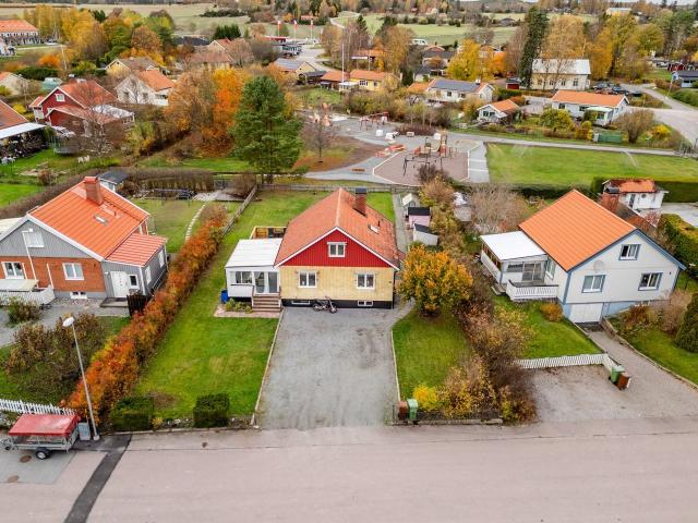 Villa till salu i Skolsta, Uppsala län