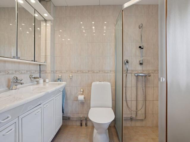 Villa till salu i Egna hem, Örebro län