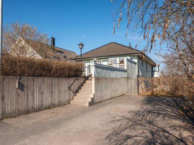 Villa till salu i Hässelby-Vällingby, Stockholm