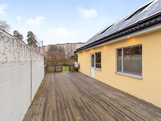 Villa till salu i Kallhäll, Stockholm