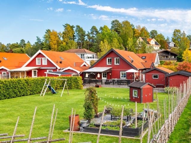 Villa till salu i Översättra, Stockholms län