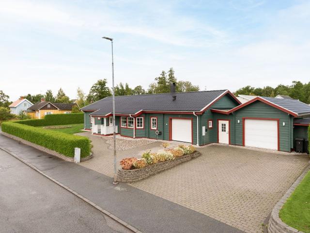 Villa till salu i Motala, Östergötland